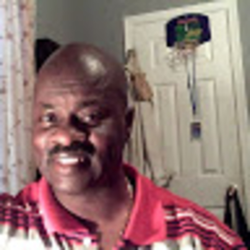 Meet your Posher, Dennis